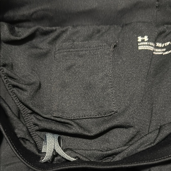 Under Armour Women's Black Running Shorts - Picture 6 of 7